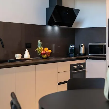 Riverside Apartment *